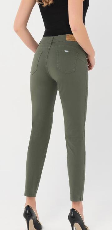 Ingrosso Abbigliamento CHIARA D'ALBA | Parenti Distribuzione